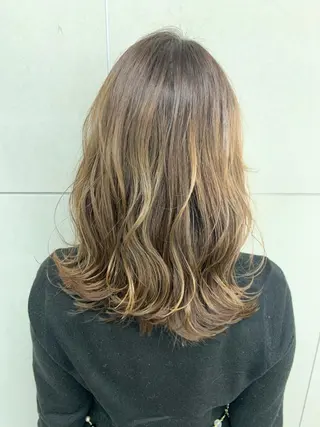 ミディアム カラー Silk-lei【銀座店】所属・銀座/美髪縮毛矯正 /髪質改善/山本翔華のヘアスタイル