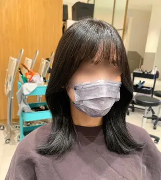 ミディアム カラー ヘアアレンジ 内田 志乃のヘアスタイル
