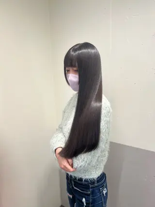ロング RAF TOKYO 恵比寿所属・🪞美髪特化/髪質 改善/ユウヤのヘアスタイル