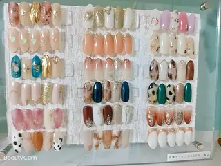ネイル SYR所属・SYR nail salonのネイルデザイン