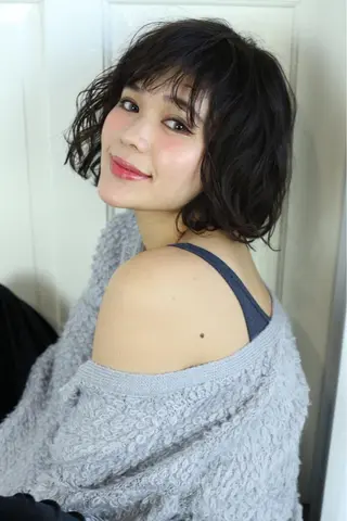 ミディアム 米倉 群のヘアスタイル