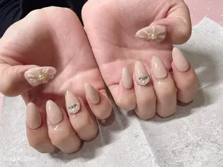 ミディアム ネイル 《LB》ラブリエ Nail&eyeのマツエク・マツパデザイン
