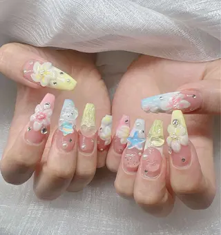 ネイル Lee Nailsのネイルデザイン