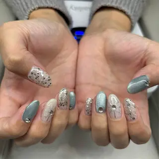 ネイル Lino nail&eye所属・Minako 🎀のネイルデザイン
