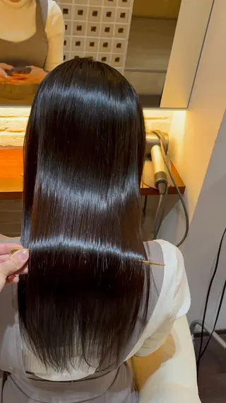 ロング CoCooN TAKUMAのヘアスタイル