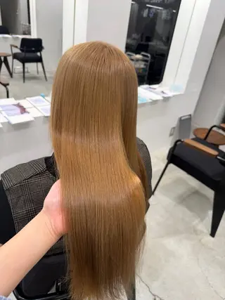 ロング カラー 萩原 紗妃のヘアスタイル