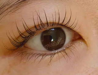 マツエク・マツパ eyelash Cils所属・下野 ミチコのマツエク・マツパデザイン