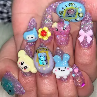 ネイル NES NAIL所属・さゆり￤推しキャラ ￤ロングネイル🩷のネイルデザイン