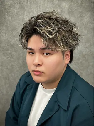 ショート カラー パーマ メンズ メンズウルフ特化🐺 🔥長山耕大🔥のヘアスタイル