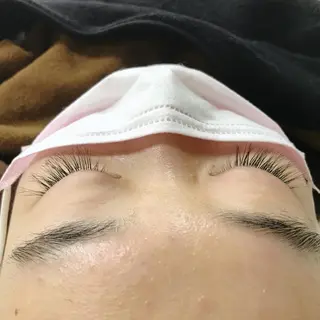 マツエク・マツパ 石渡このみ 🍊レイヤーカットのヘアスタイル