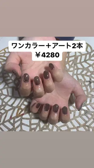 ネイル 艶々の美爪を〜 【リリアーナ】のネイルデザイン