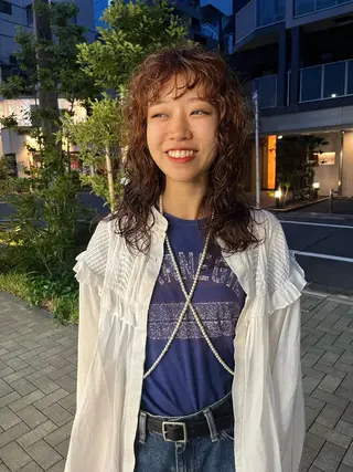 セミロング パーマ NOUN所属・eri kinjoのヘアスタイル