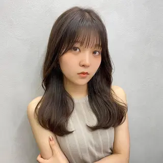 ミディアム i .Fukuoka所属・てーと /レイヤーカットのヘアスタイル