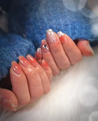 ネイル Angie Nail (アンジーネイル)所属・Angie Nail (ｱﾝｼﾞｰﾈｲﾙ)のネイルデザイン