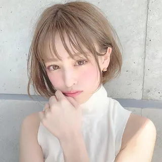 ショート カラー レイヤーカット 透明感カラーのヘアスタイル