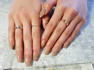 セミロング Fa.Stella ファステラ のネイルデザイン