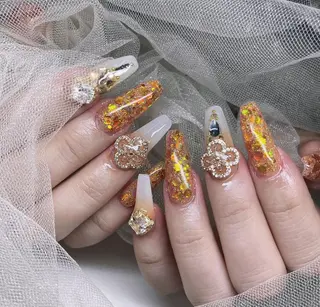 ネイル Queens 榊 まおのネイルデザイン