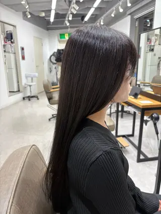 ロング ミツイシ ユウワのヘアスタイル