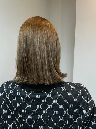 ミディアム Yusuke ユウスケのヘアスタイル