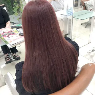 ロング 岩戸優奈 束感まつげ ピンク/ベージュのヘアスタイル