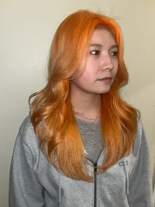 ロング カラー 🦮shiori アイドルオタク🦮のヘアスタイル