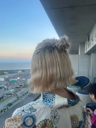 ショート レイヤー/透明感カラ ー/茅ヶ崎/momiのヘアスタイル