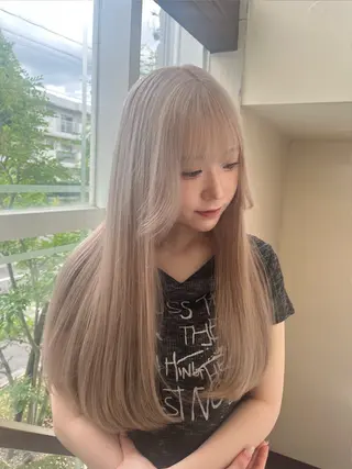 カラー 森 理音のヘアスタイル