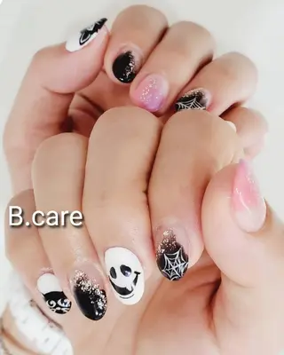 ネイル B.care自由ヶ丘所属・早坂  のネイルデザイン