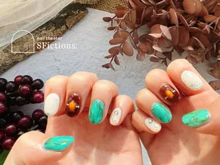 ネイル 北名古屋　ネイル SFictions.のネイルデザイン