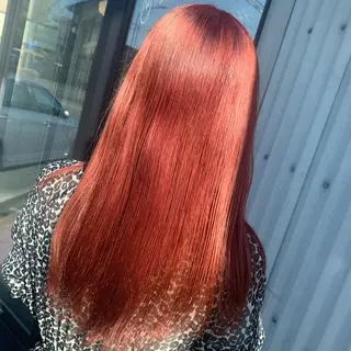 ロング カラー newi TATSUのヘアスタイル