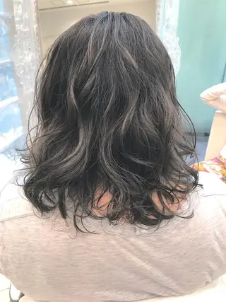 セミロング カラー 田中 慎也のヘアスタイル