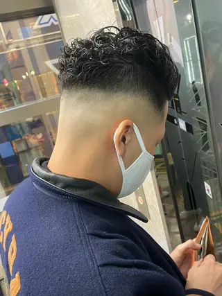 メンズ Le'a所属・渋谷/フェード/ 國分 翔のヘアスタイル