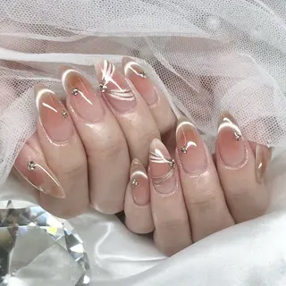 ミディアム Ange Nailistのネイルデザイン