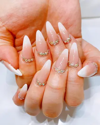 ネイル ネイルサロンアウル ayaka💋のネイルデザイン