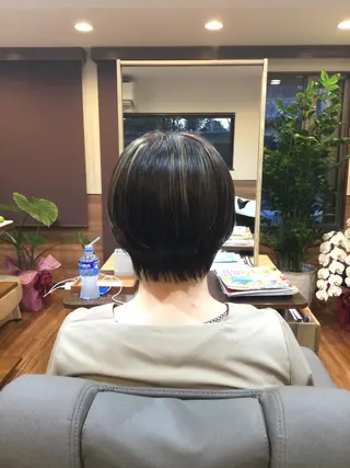 ショート カラー Annon プライベートサロンのヘアスタイル