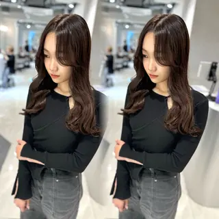 セミロング カラー ハッシュカット レイヤー池袋のヘアスタイル