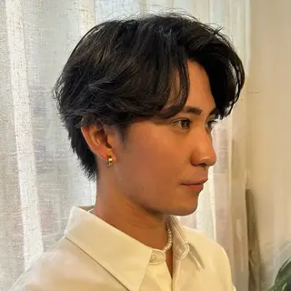 ミディアム メンズ マエダルイ🌐 レイヤースタイルのヘアスタイル