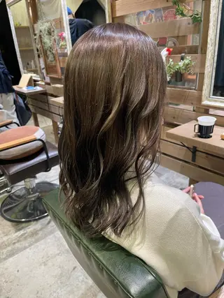 ミディアム カラー 川崎 龍馬のヘアスタイル