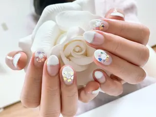 ネイル Lily Roseスタッフ一同のマツエク・マツパデザイン