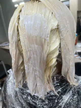 カラー 🐈⬛多系統🕶 tsubura🖤のヘアスタイル