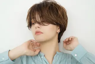 ショート foto所属・𝐁𝐋𝐔𝐄𝐓 /カット特化/新宿のヘアスタイル