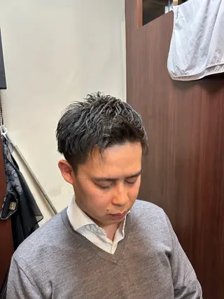 ショート カラー パーマ メンズ ヒロ銀座ヘアーサロン恵比寿店所属・水野 華のヘアスタイル