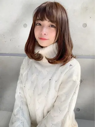 セミロング カラー くすみミルクティー／ ブラウン🪡TOWAのヘアスタイル