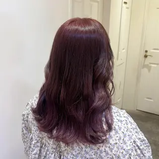 カラー あずみ🪽顔周りレイ ヤー×オリーブ🫒のヘアスタイル