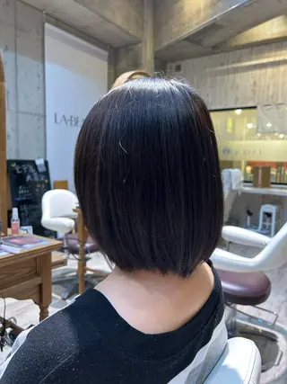 ショート カラー LA・BEAU 赤羽店所属・千葉 優奈のヘアスタイル