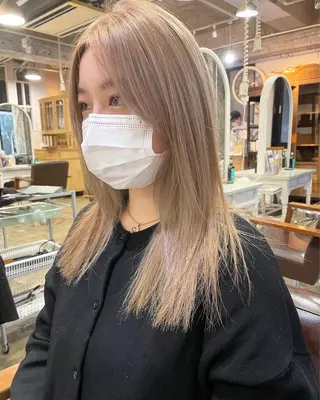 ミディアム カラー suvvy hairsalonのヘアスタイル