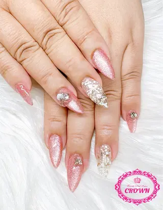 ネイル CROWN プライベートサロンのネイルデザイン