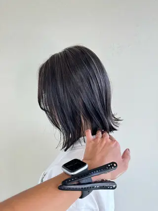 ミディアム カラー ハイライトカラー✨ グレージュ✨鎌倉光洋のヘアスタイル