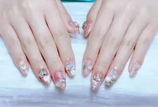 ネイル 小島 阿佑美のネイルデザイン