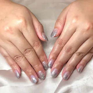 ネイル 小林 玲奈のネイルデザイン